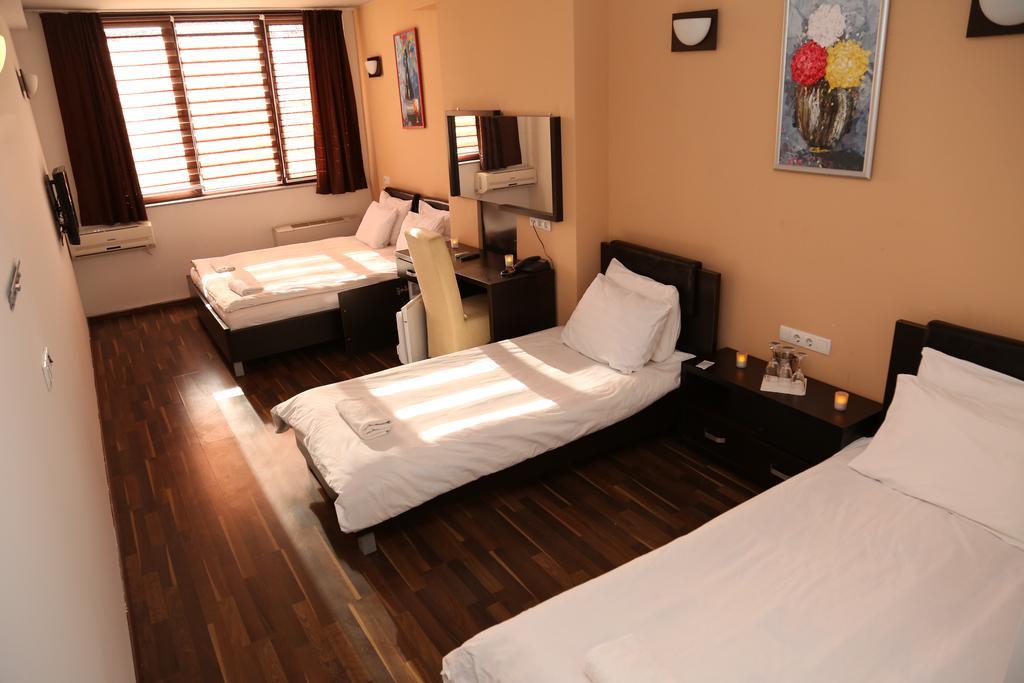 Hotel OK Prizren Exterior foto