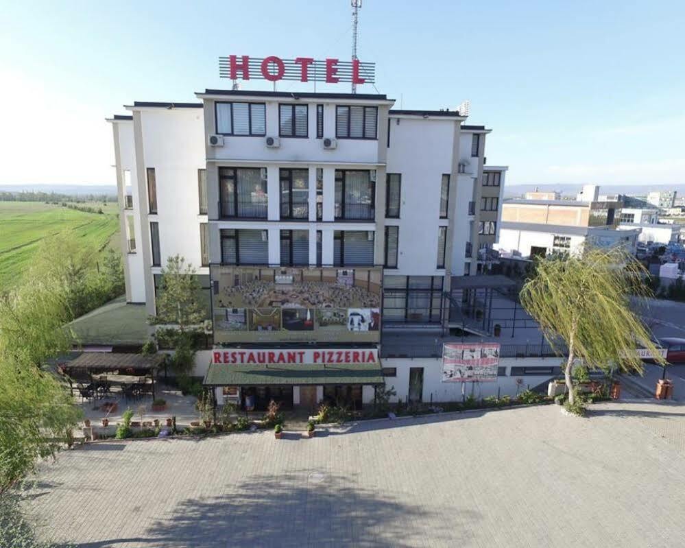 Hotel OK Prizren Exterior foto